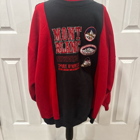 Mont Blanc  Vintage men's Embroidered Red and Black sweatshirt size L - Picture 1 of 5